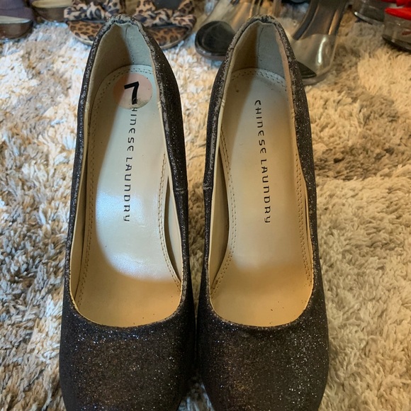 Chinese Laundry Shoes - Black sparkle platform pumps